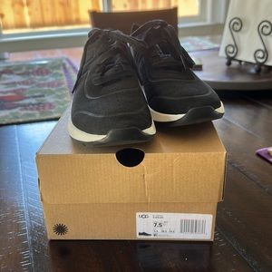 NWT- UGG Adaleen Sneaker